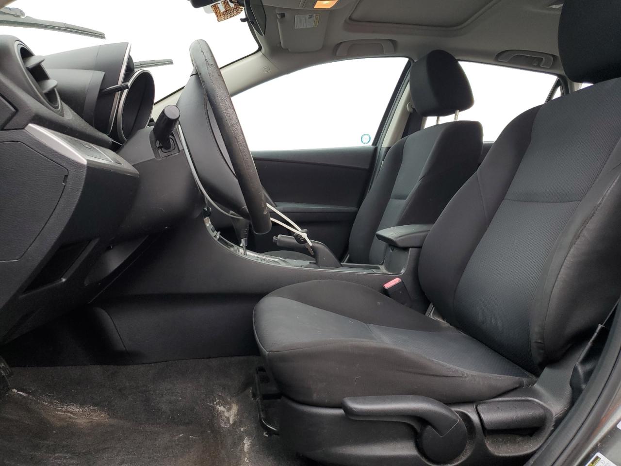 2011 Mazda 3 S VIN: JM1BL1L54B1381166 Lot: 90999735