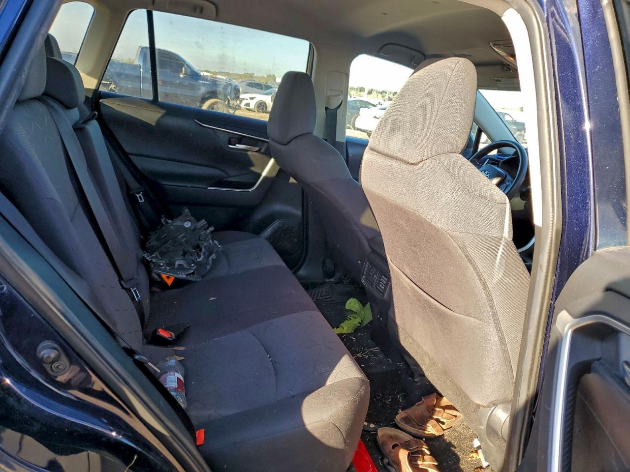 2021 Toyota Rav4 Xle VIN: 2T3W1RFV9MC089360 Lot: 92756925