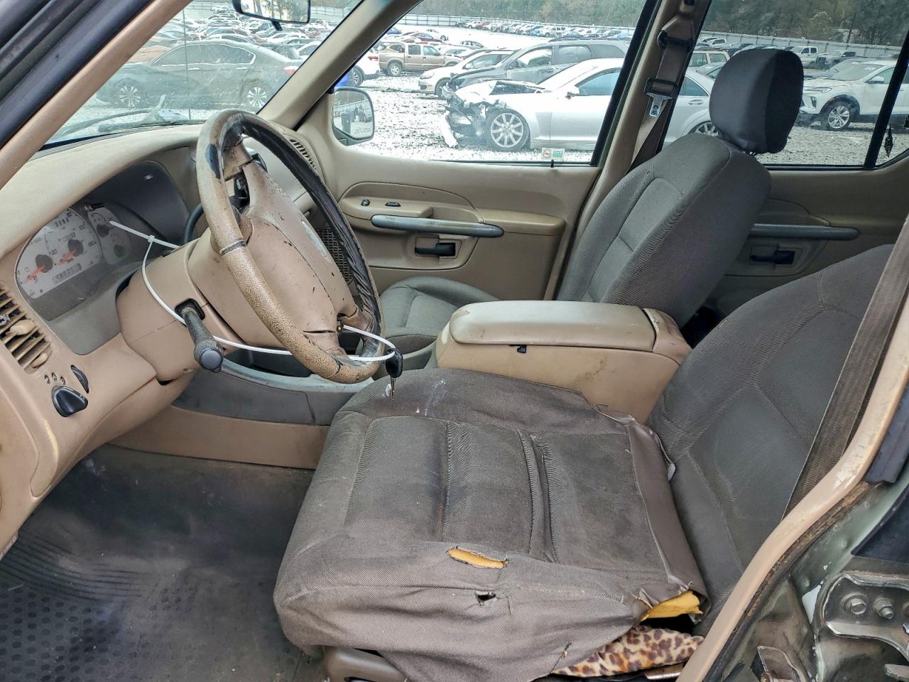 2001 Ford Explorer Sport Trac VIN: 1FMZU67E11UC22472 Lot: 93302815