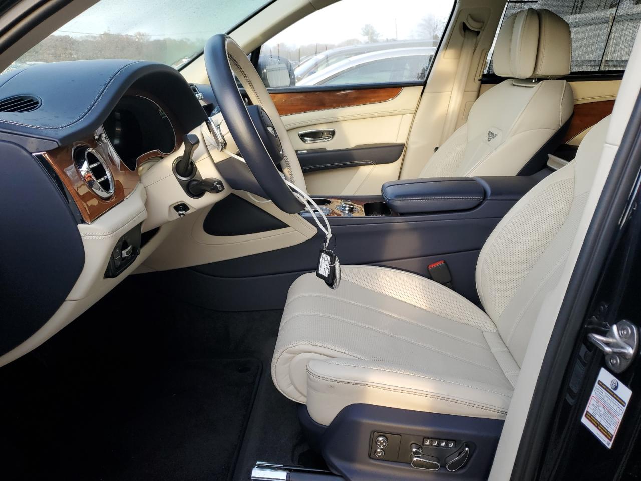 2023 Bentley Bentayga VIN: SJAHT2ZV7PC022219 Lot: 91354295