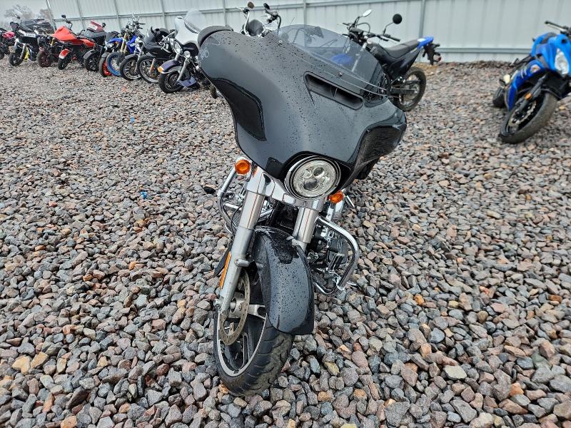 2017 HARLEY-DAVIDSON FLHX STREET GLIDE  