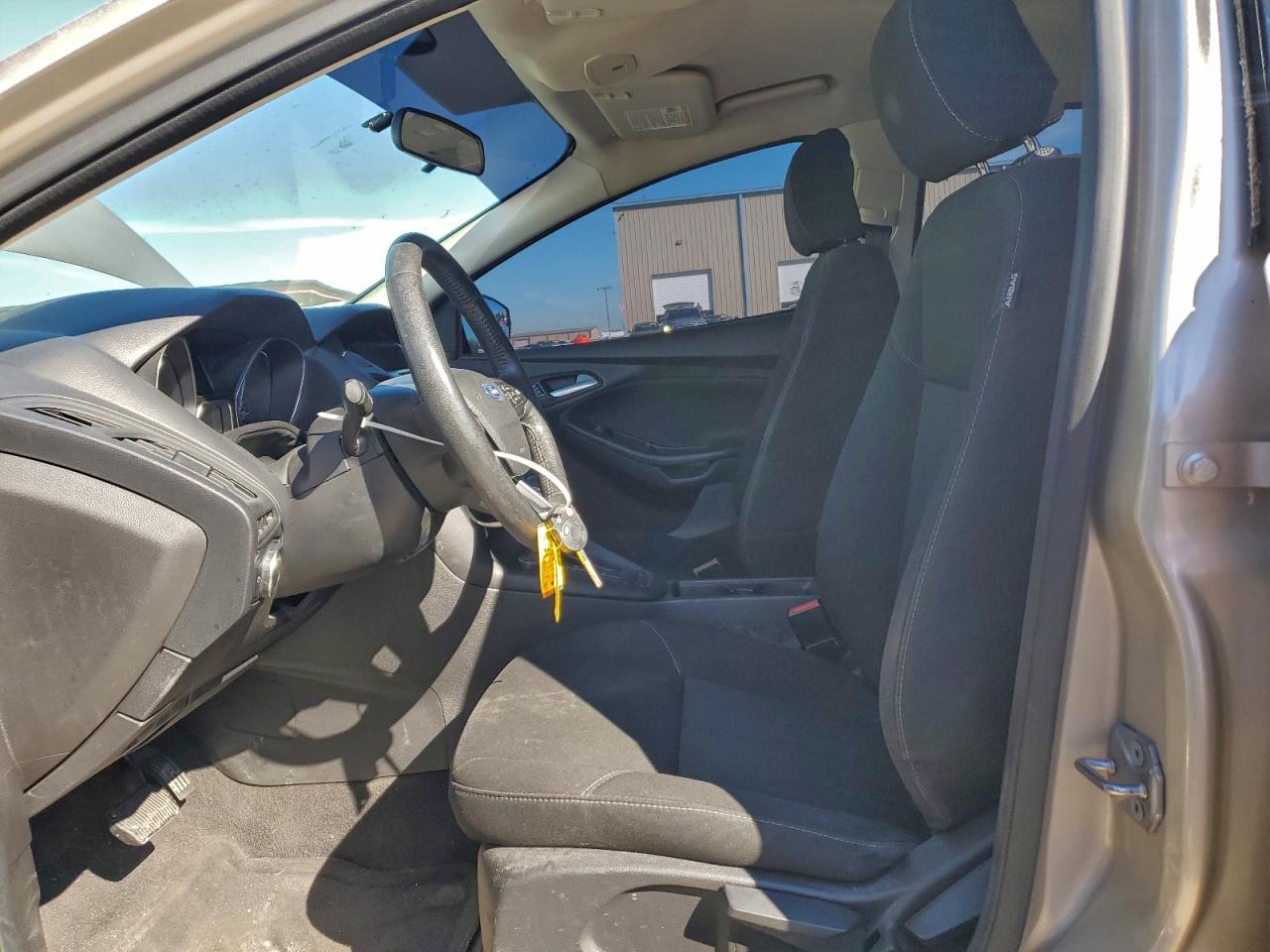 2017 Ford Focus Se VIN: 1FADP3F23HL332036 Lot: 94118245