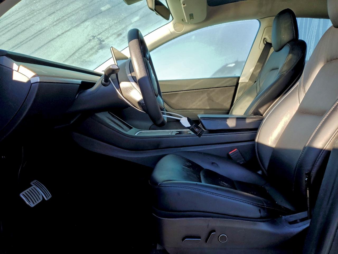 2021 Tesla Model Y VIN: 5YJYGDEF7MF245145 Lot: 93964745