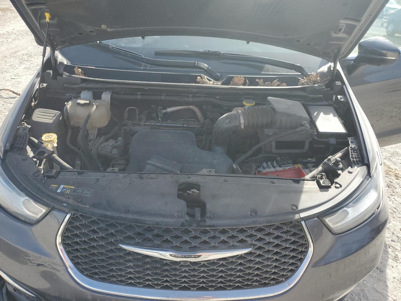 2023 Chrysler Pacifica Touring L VIN: 2C4RC1BG2PR568586 Lot: 92118145