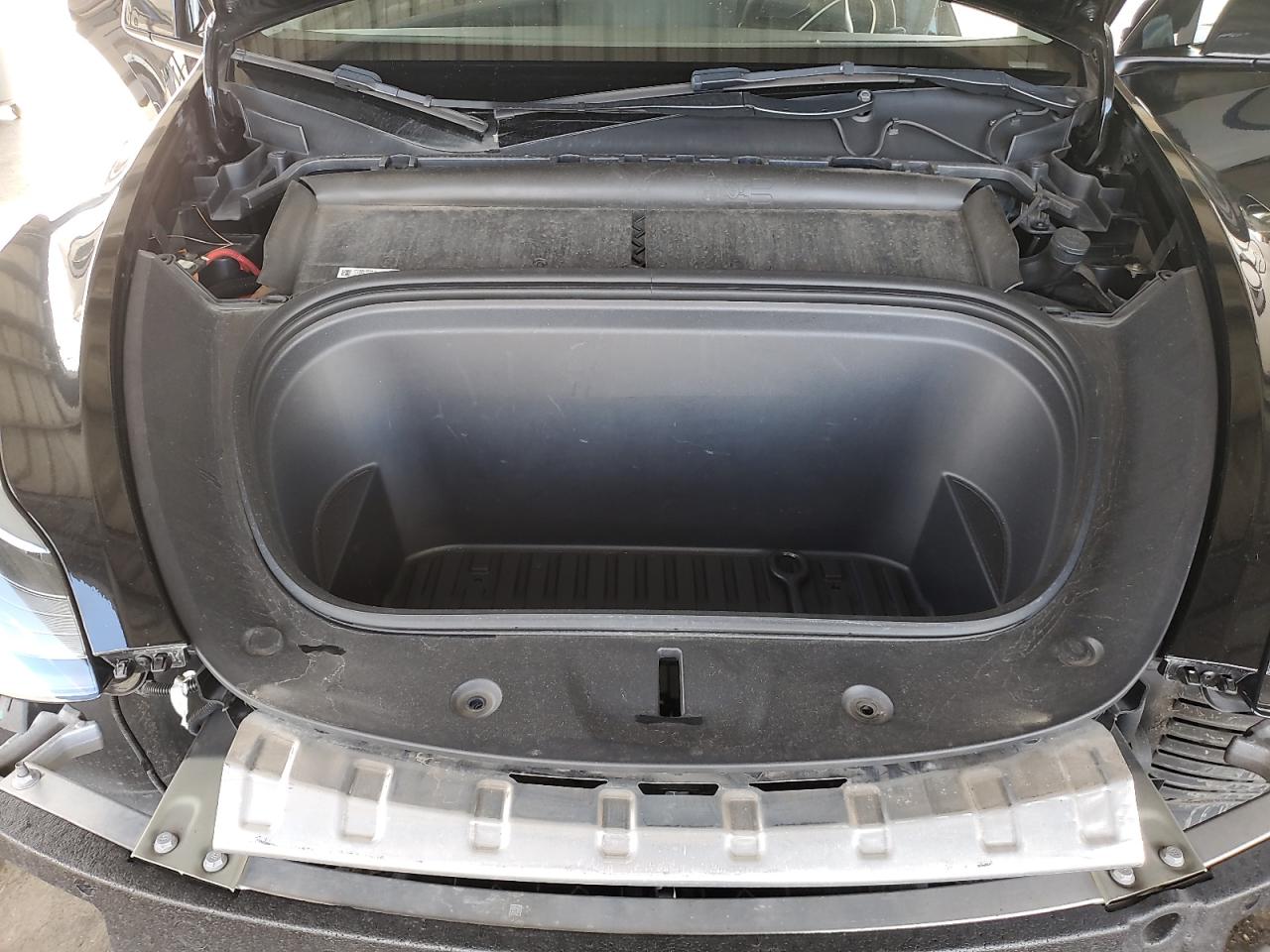 2023 Tesla Model Y VIN: 7SAYGAEE5PF900917 Lot: 92893115