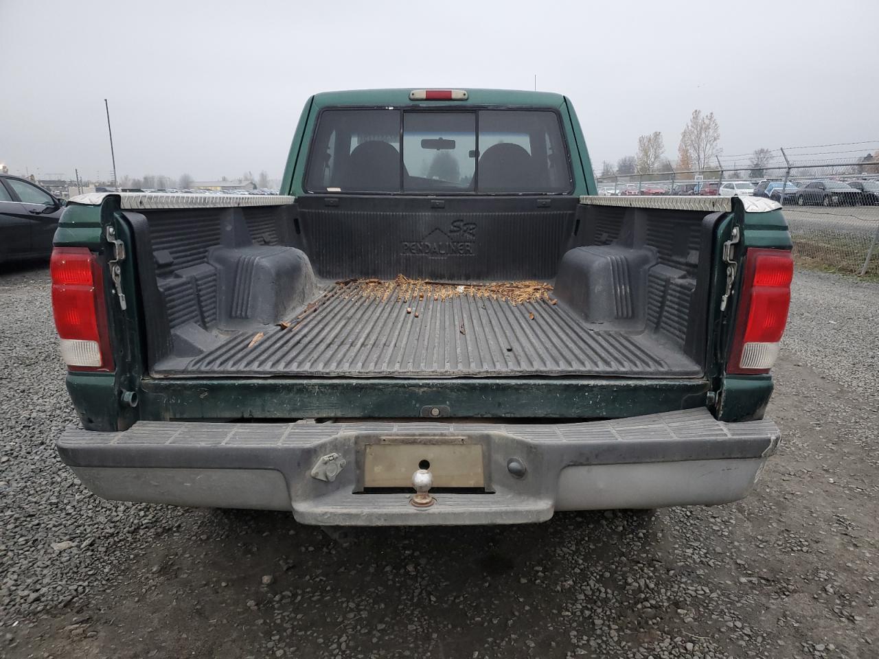 2000 Ford Ranger Super Cab VIN: 1FTYR14V2YTB17156 Lot: 92331175