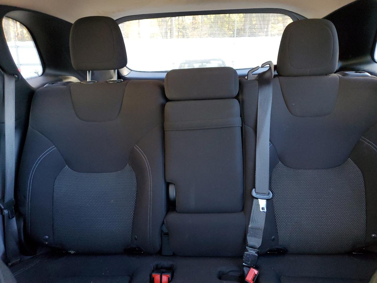 2019 Jeep Cherokee Latitude VIN: 1C4PJMCB5KD305117 Lot: 92685605