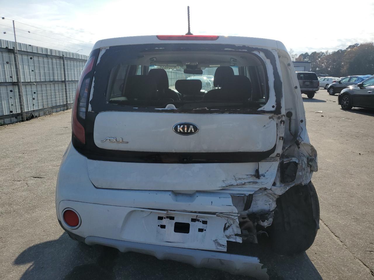 2019 Kia Soul + VIN: KNDJP3A5XK7913791 Lot: 92804655