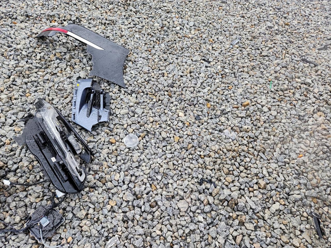 2019 Land Rover Range Rover Velar R-Dynamic Se VIN: SALYL2FV1KA215062 Lot: 94042395