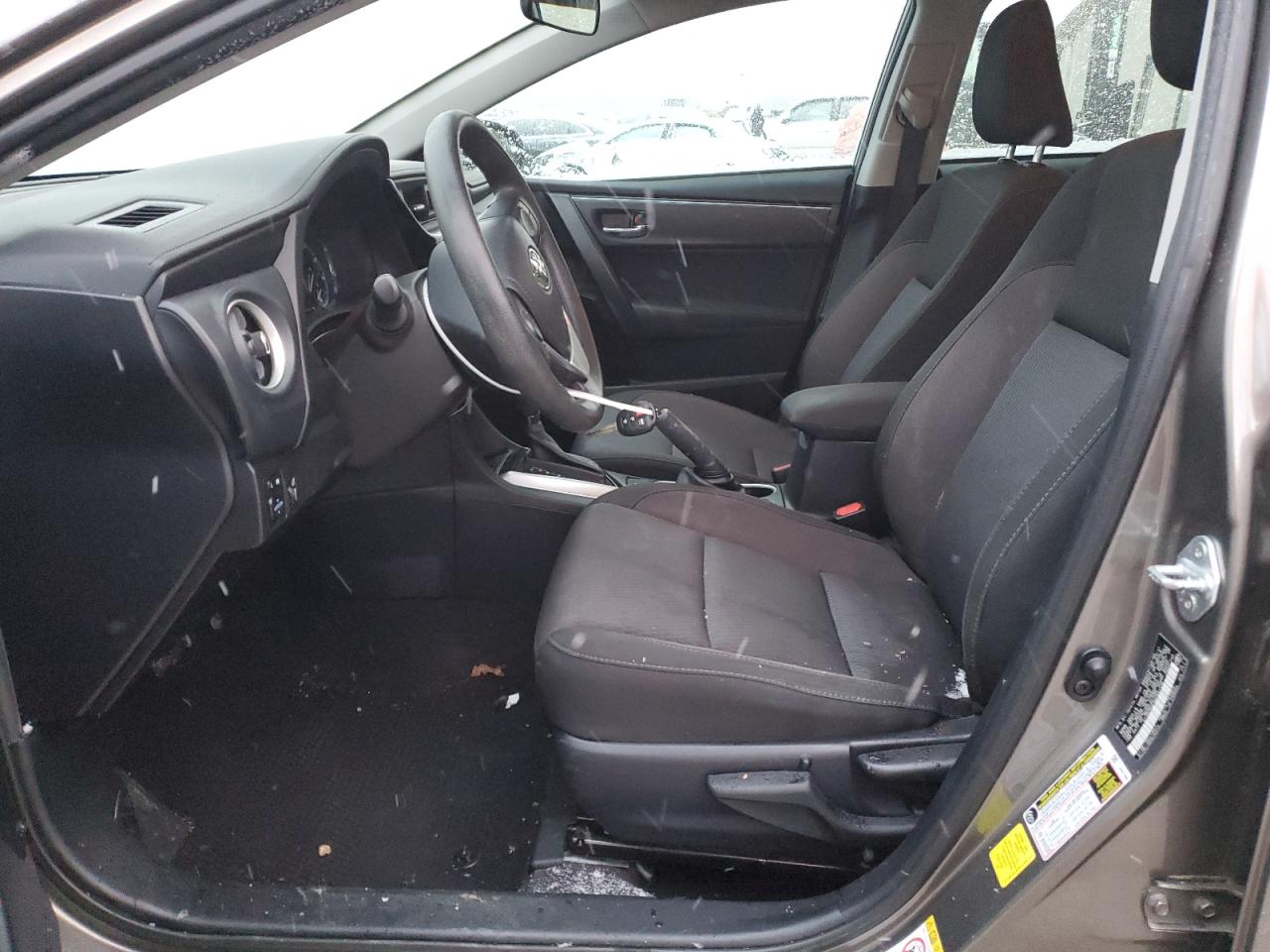 2017 Toyota Corolla L VIN: 2T1BURHE0HC831128 Lot: 92091025