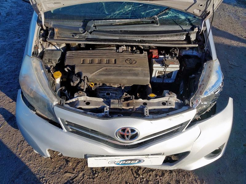 2014 TOYOTA YARIS ICON