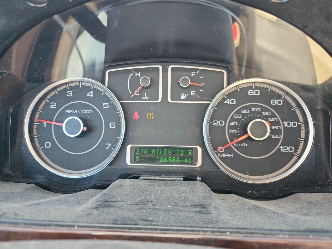 2009 Ford Taurus Sel VIN: 1FAHP24W49G123318 Lot: 92031025