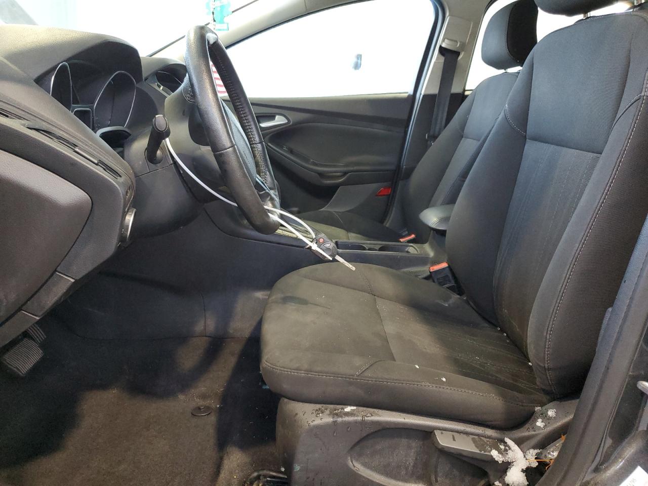 2018 Ford Focus Se VIN: 1FADP3F22JL267590 Lot: 92407485