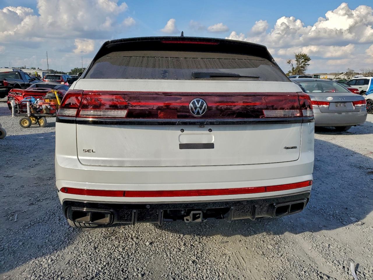2025 Volkswagen Atlas Cross Sport Sel R-Line VIN: 1V2AE2CA4SC203155 Lot: 94175965