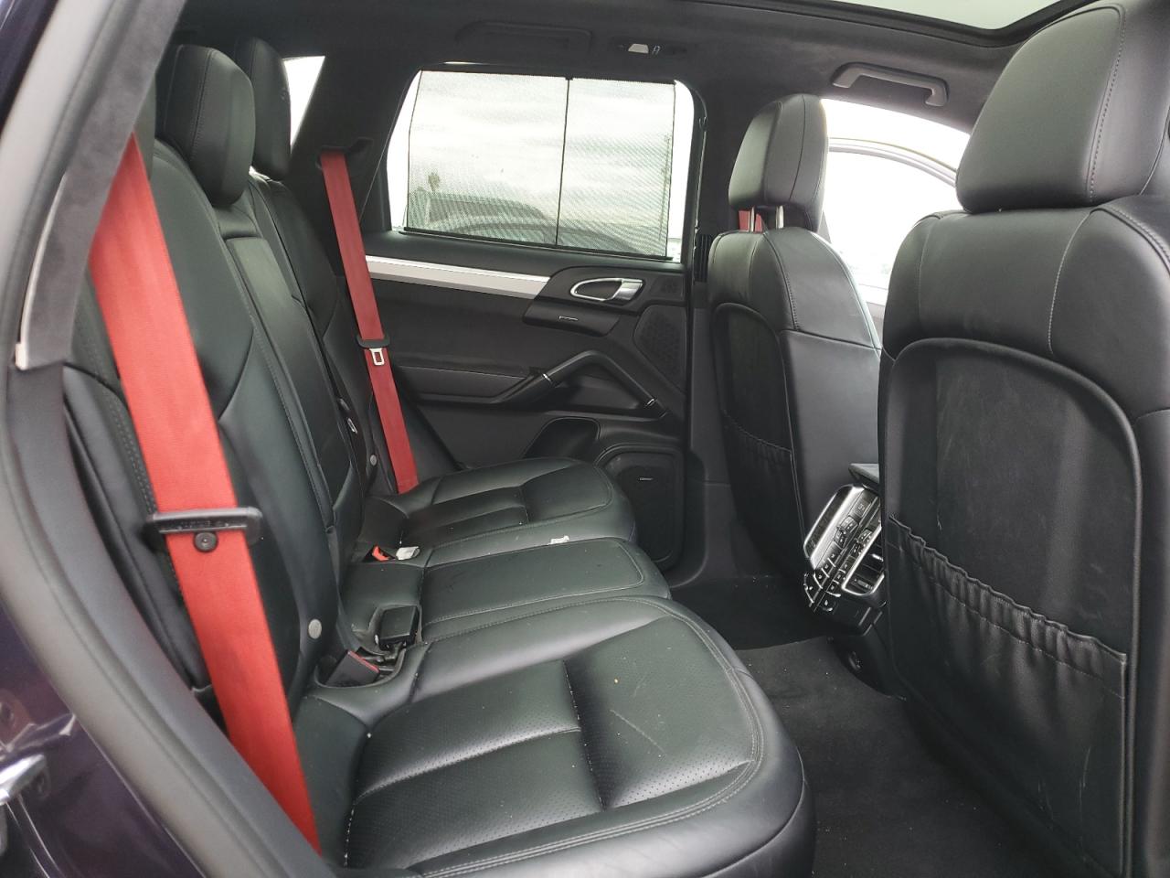 2018 Porsche Cayenne Gts VIN: WP1AD2A28JLA81042 Lot: 92724655