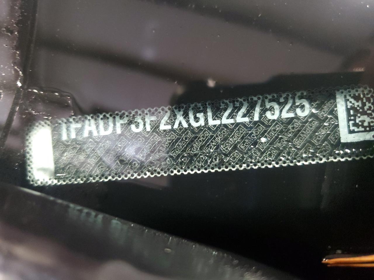 2016 Ford Focus Se VIN: 1FADP3F2XGL227525 Lot: 92873685