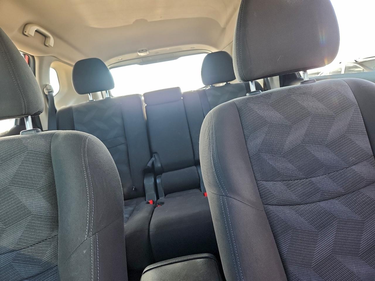 2016 Nissan Rogue S VIN: KNMAT2MV7GP654007 Lot: 94270255