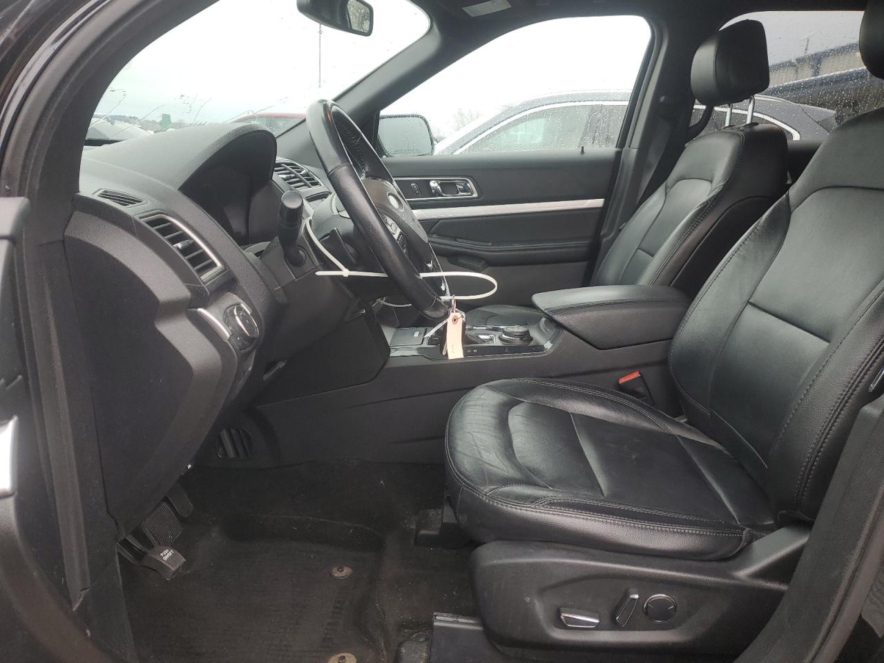 2017 Ford Explorer Xlt VIN: 1FM5K8D83HGD14660 Lot: 92213405