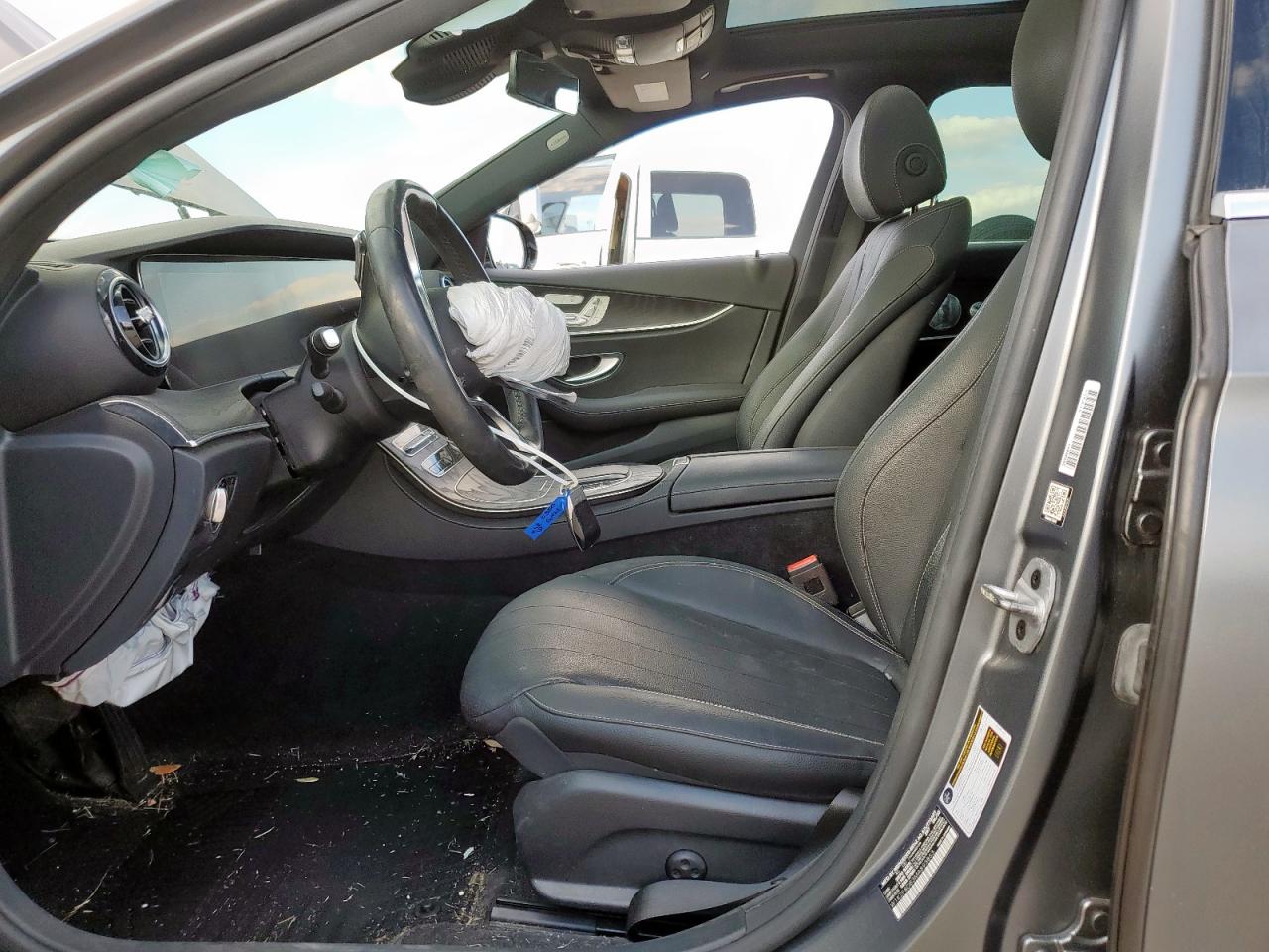 2021 Mercedes-Benz E 350 VIN: W1KZF8DB3MA893853 Lot: 91898535