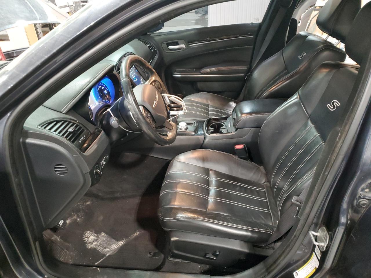 2018 Chrysler 300 S VIN: 2C3CCAGG9JH165785 Lot: 92848205