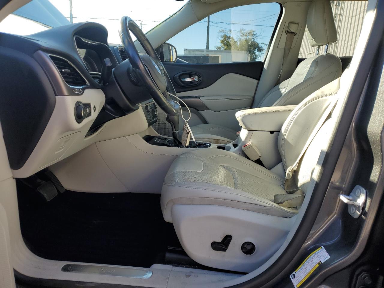 2020 Jeep Cherokee Limited VIN: 1C4PJLDB8LD653911 Lot: 92275695