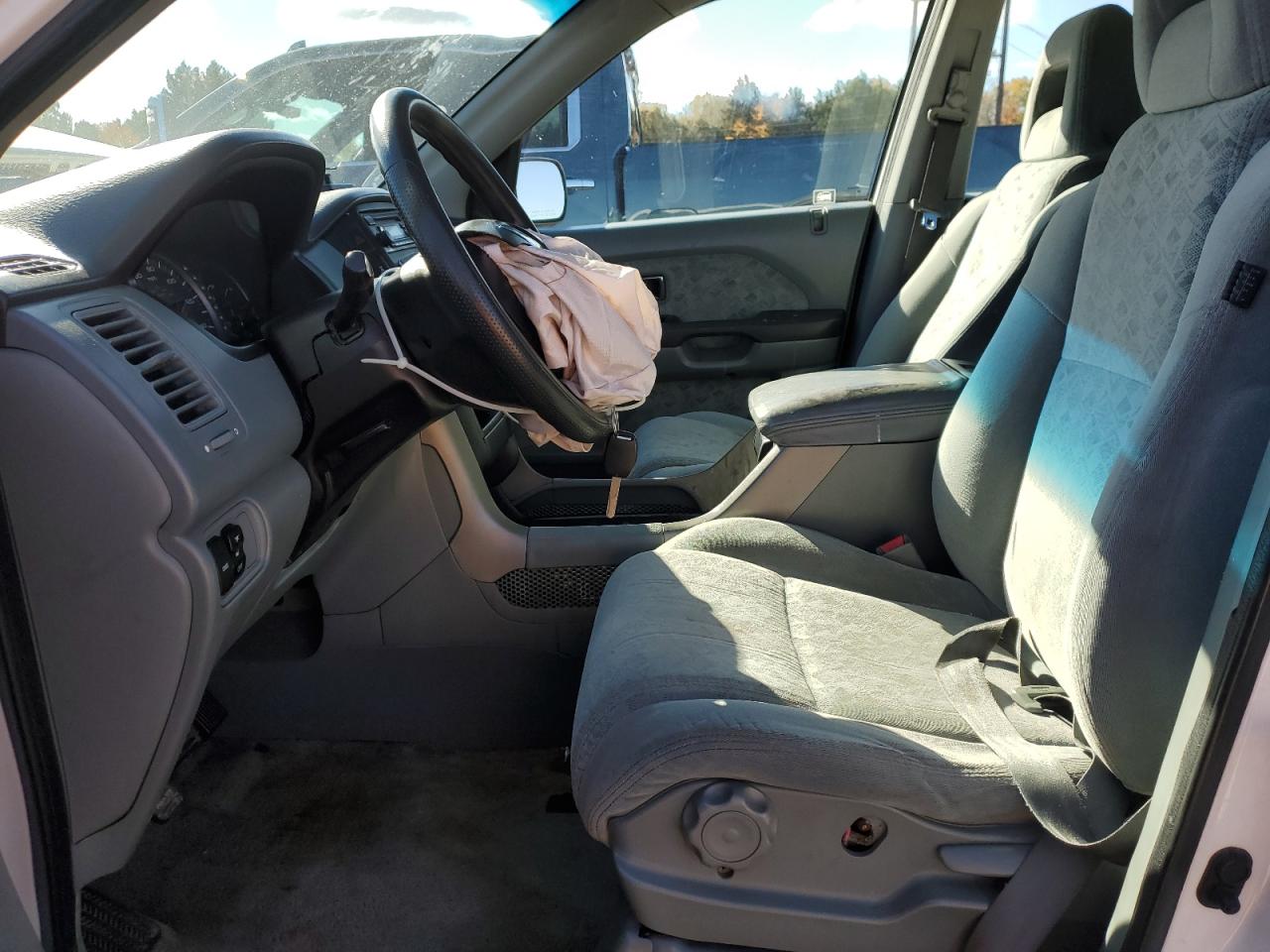 2005 Honda Pilot Lx VIN: 2HKYF18135H571996 Lot: 91365805