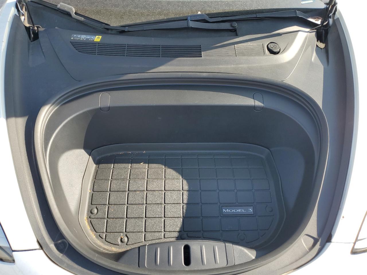 2018 Tesla Model 3 VIN: 5YJ3E1EA7JF038706 Lot: 91689645