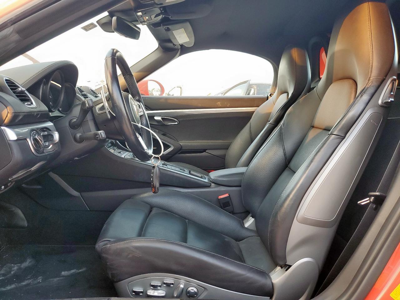 2018 Porsche Boxster VIN: WP0CA2A8XJS210217 Lot: 92883315