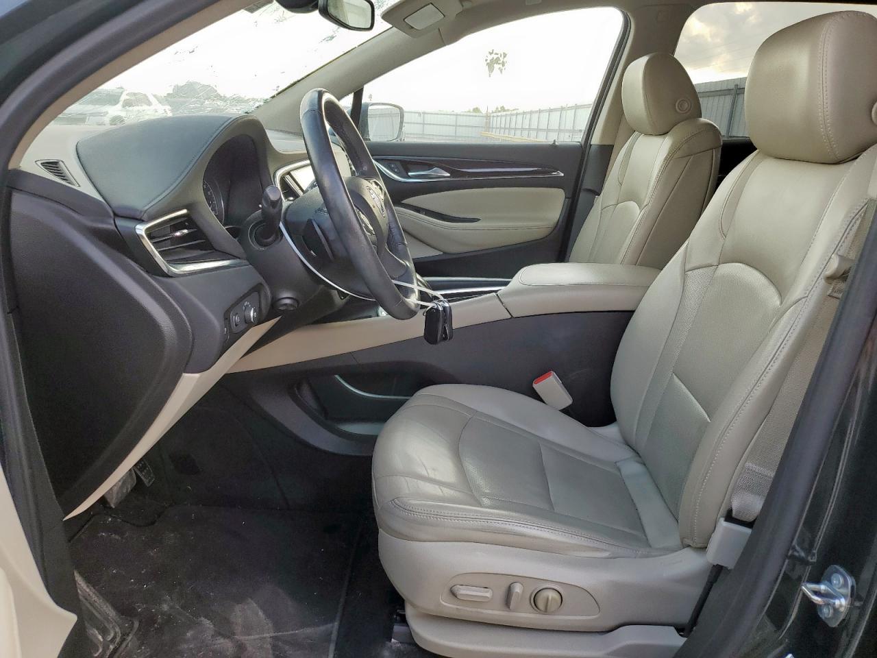 2018 Buick Enclave Premium VIN: 5GAEVBKW3JJ147883 Lot: 92957695