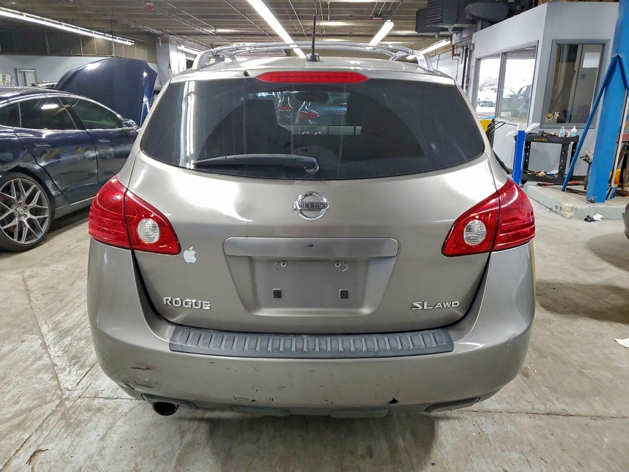 2010 Nissan Rogue S VIN: JN8AS5MV0AW139212 Lot: 94274595