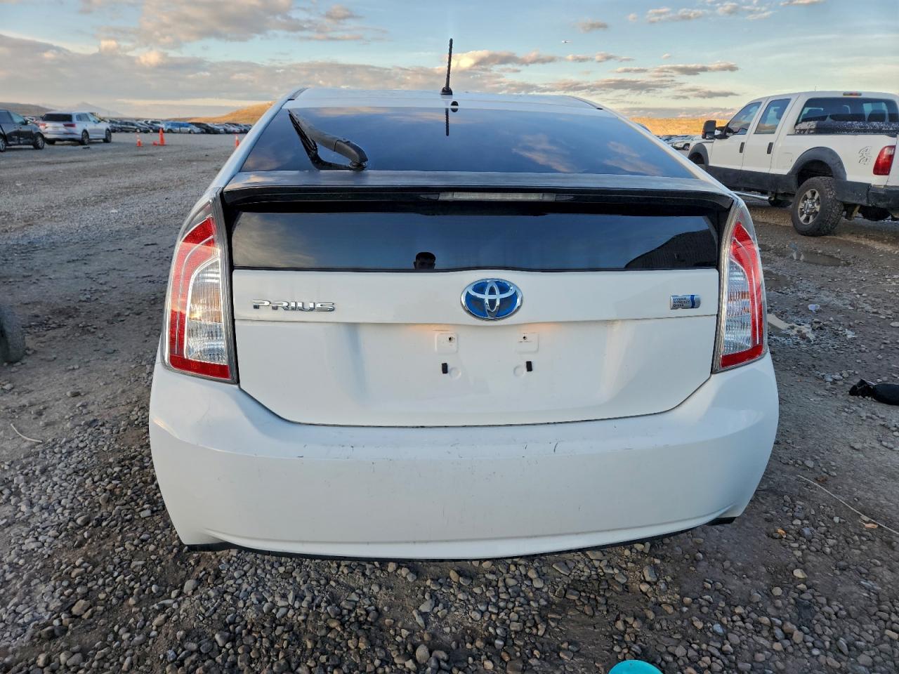 2014 Toyota Prius VIN: JTDKN3DU8E1832096 Lot: 93907525