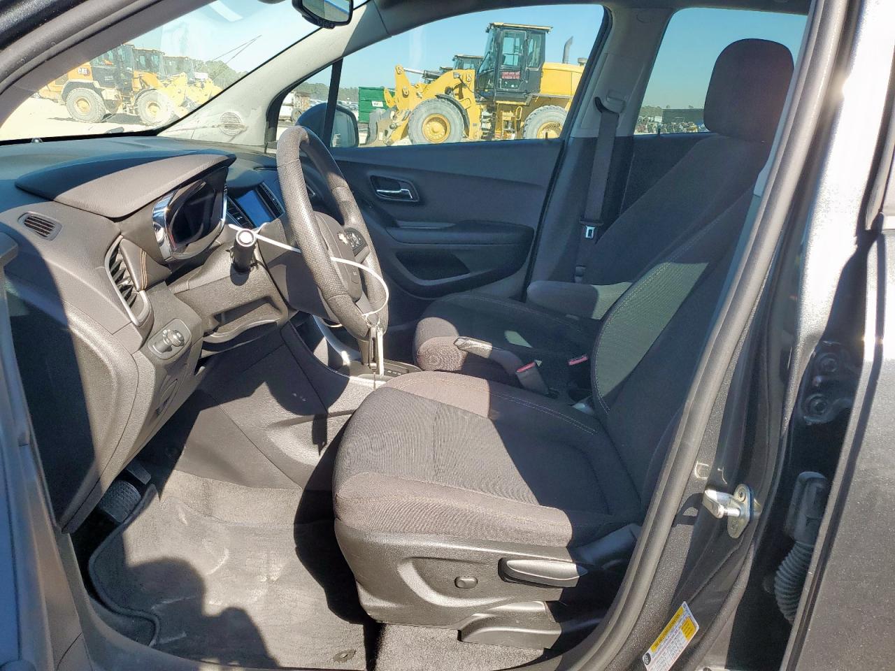 2020 Chevrolet Trax Ls VIN: 3GNCJKSB1LL196615 Lot: 92071865