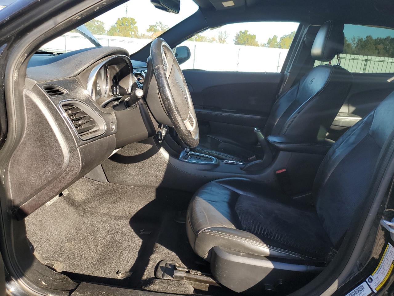 2014 Chrysler 200 Limited VIN: 1C3CCBCG1EN134894 Lot: 90986445