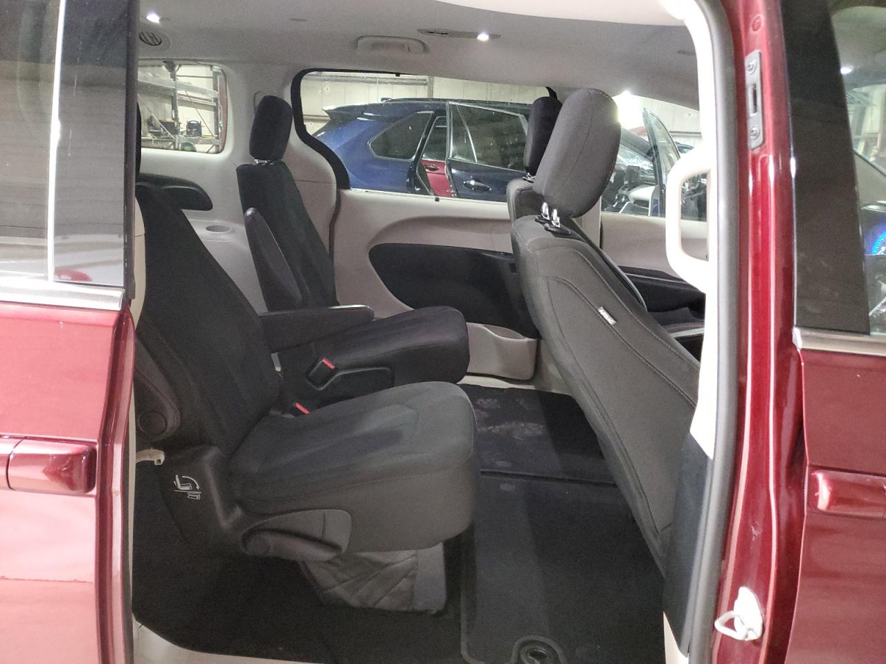 2018 Chrysler Pacifica Touring Plus VIN: 2C4RC1FG8JR158134 Lot: 92577755