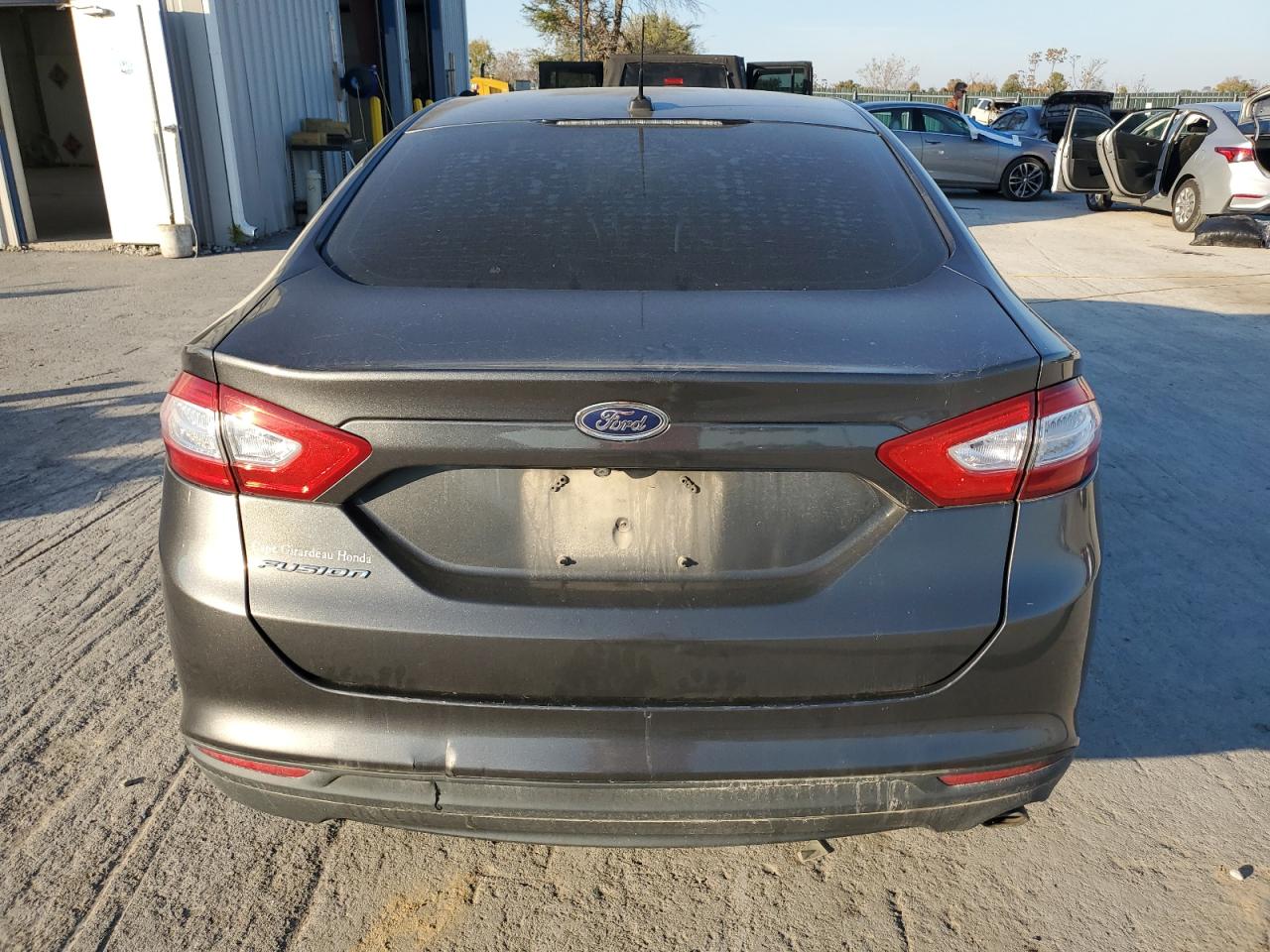 2015 Ford Fusion S VIN: 3FA6P0G73FR191176 Lot: 91575085