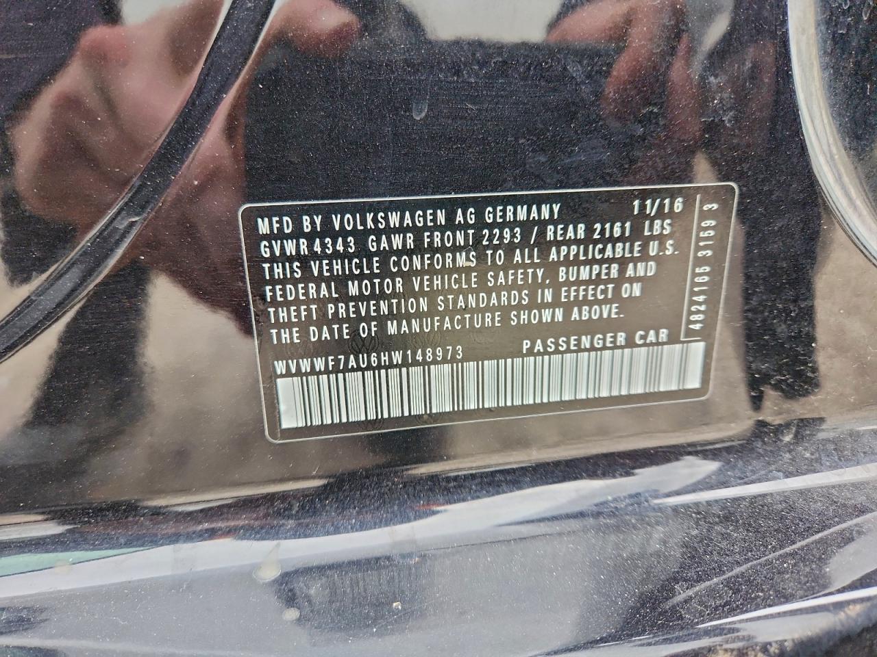 2017 Volkswagen Golf R VIN: WVWWF7AU6HW148973 Lot: 92989655