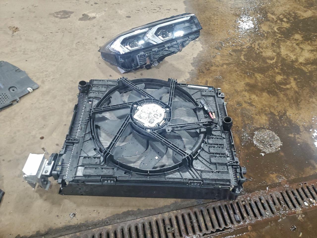 2025 BMW 330Xi VIN: 3MW89CW05S8E93262 Lot: 93915005