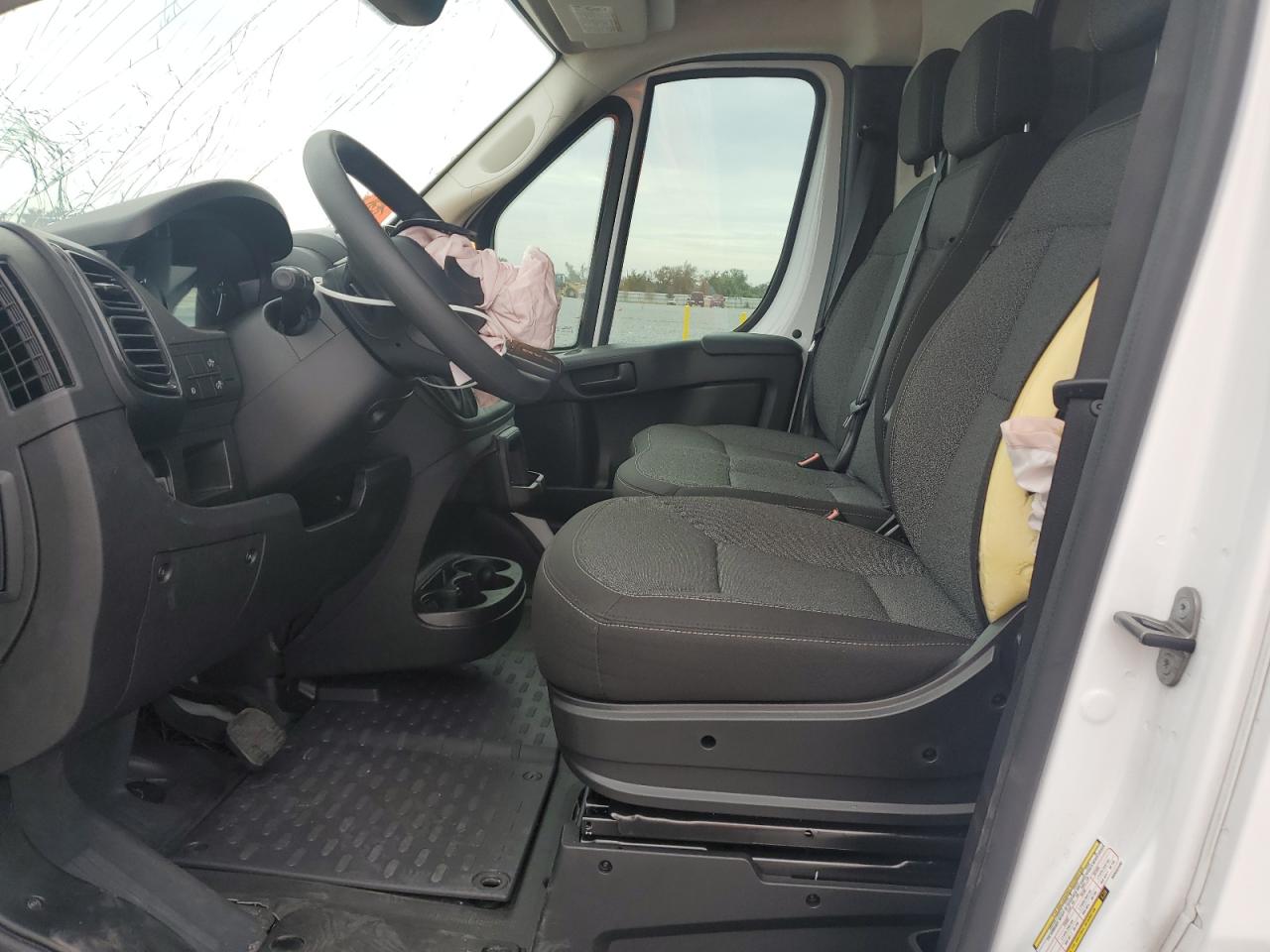 2025 Ram Promaster2500 Delivery Van VIN: 3C6LRVDGQSE532400 Lot: 92002385