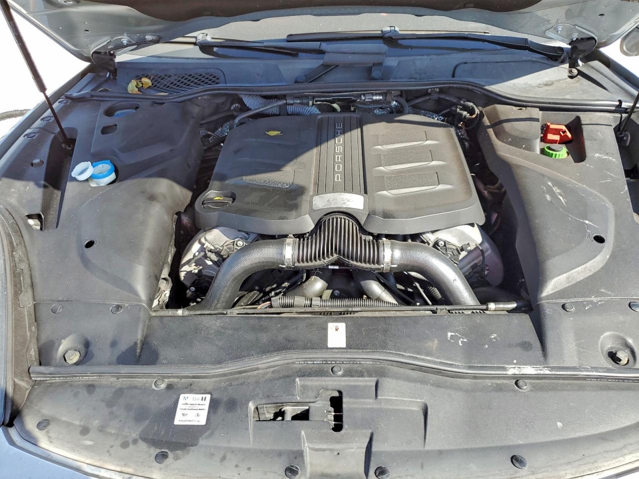 2017 Porsche Cayenne Gts VIN: WP1AD2A23HLA82321 Lot: 94309295