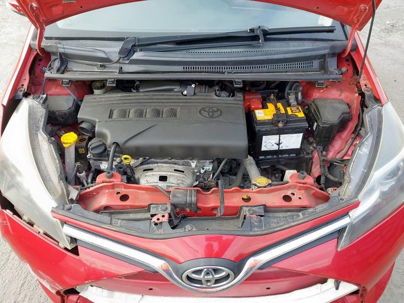 2016 TOYOTA YARIS ICON