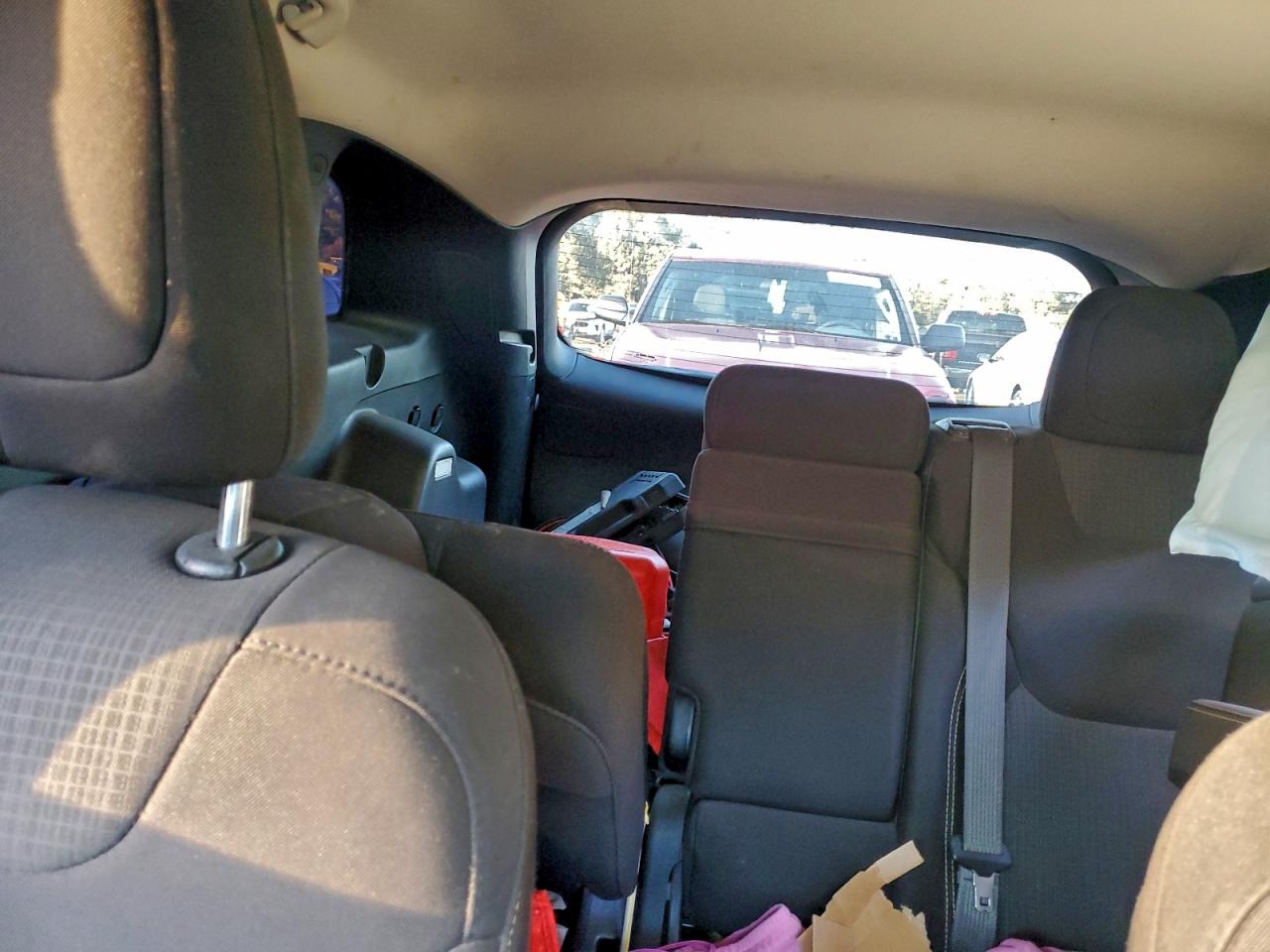 2015 Jeep Cherokee Latitude VIN: 1C4PJLCB8FW722266 Lot: 94273065