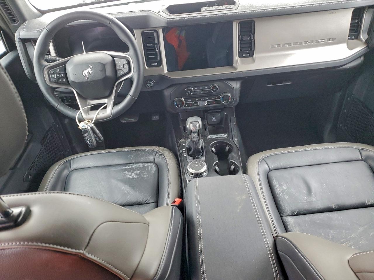 2025 Ford Bronco Outer Banks VIN: 1FMEE8BP0SLA51530 Lot: 94300785