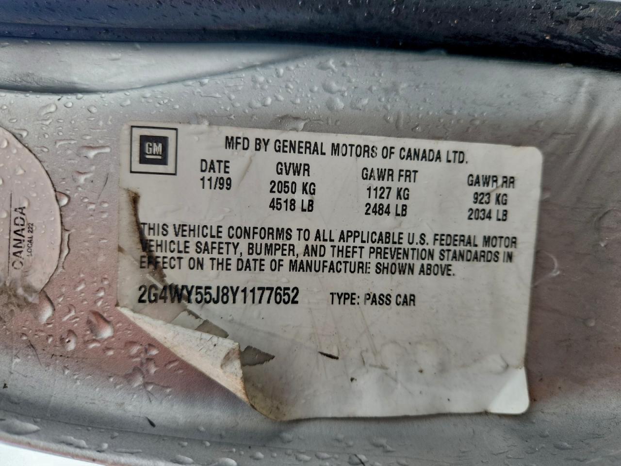 2000 Buick Century Limited VIN: 2G4WY55J8Y1177652 Lot: 94153015