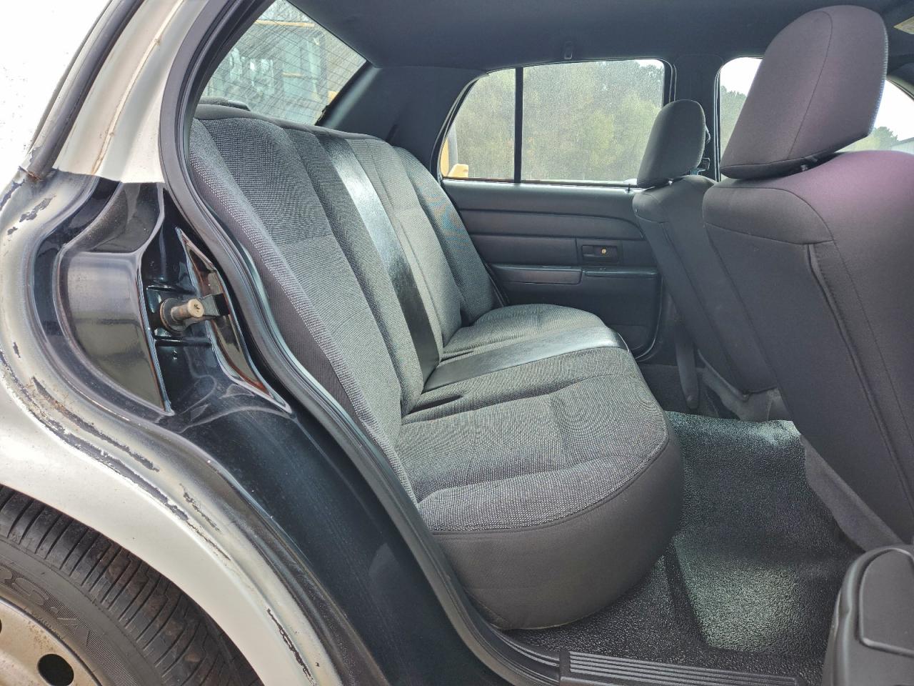 2004 Ford Crown Victoria Police Interceptor VIN: 2FAFP71W64X149057 Lot: 93912325