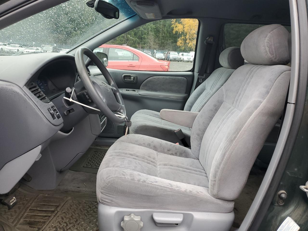 2002 Toyota Sienna Le VIN: 4T3ZF13C62U475863 Lot: 92922185