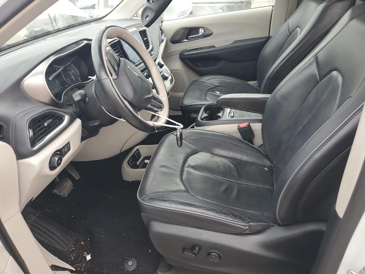 2017 Chrysler Pacifica Limited VIN: 2C4RC1GG2HR754462 Lot: 93881805