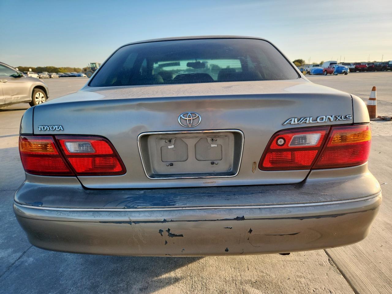 1998 Toyota Avalon Xl VIN: 4T1BF18B8WU236752 Lot: 92258265