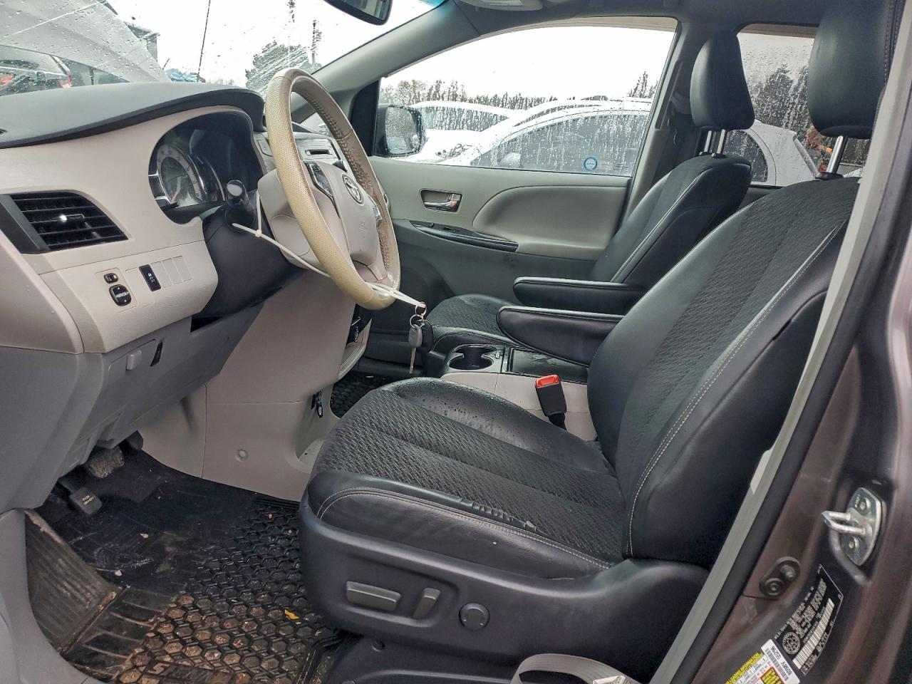 2014 Toyota Sienna Sport VIN: 5TDXK3DC9ES451916 Lot: 92425065