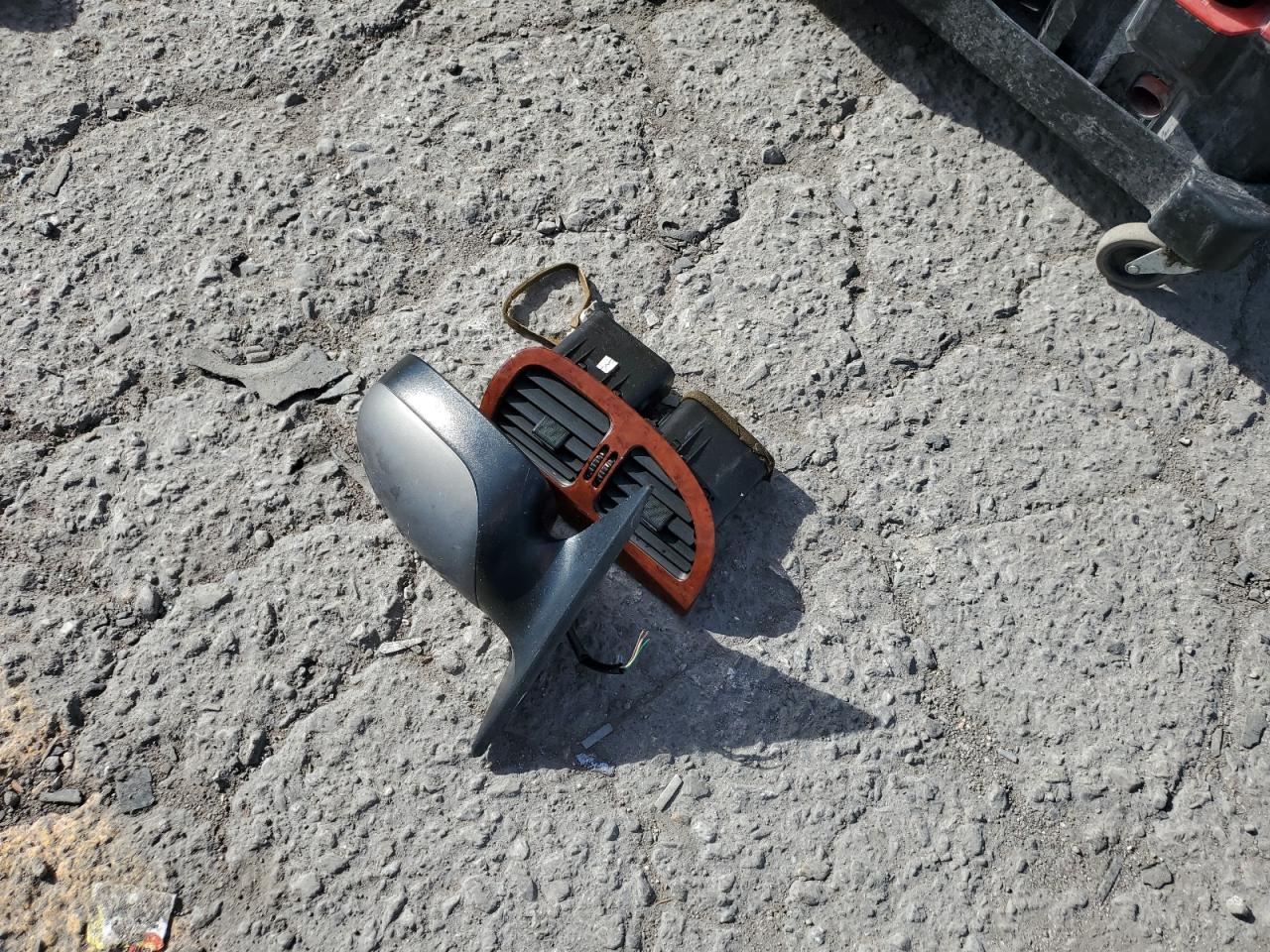 2003 Ford Thunderbird VIN: 1FAHP60A73Y114101 Lot: 93779065