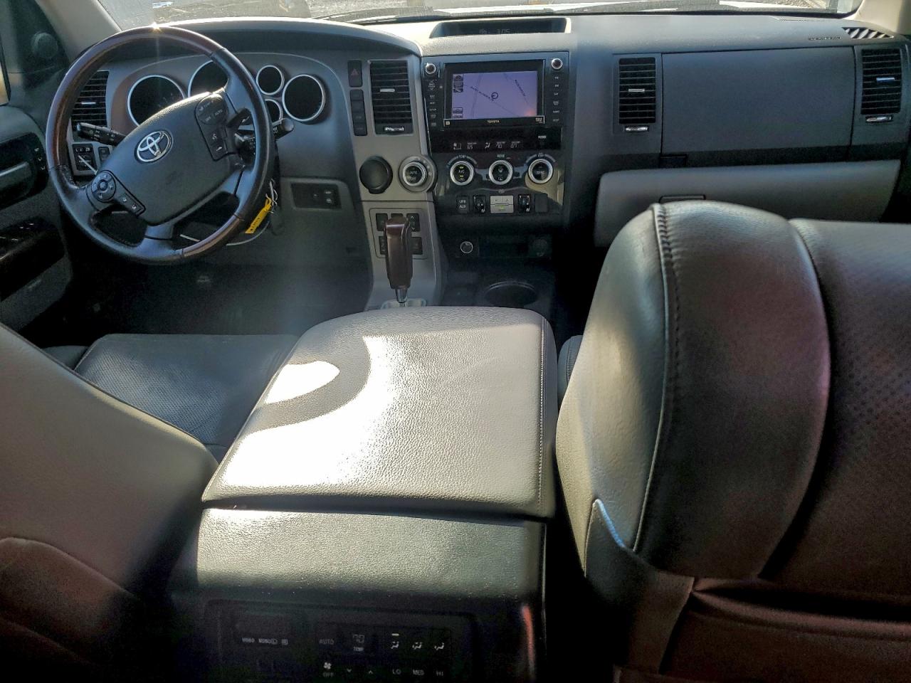 2012 Toyota Sequoia Platinum VIN: 5TDYY5G17CS040553 Lot: 93921545